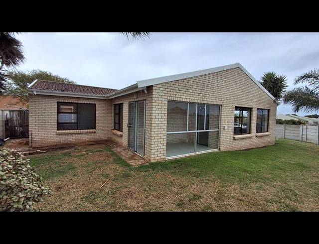 2 BEDROOM HOUSE FOR SALE IN WAVECREST